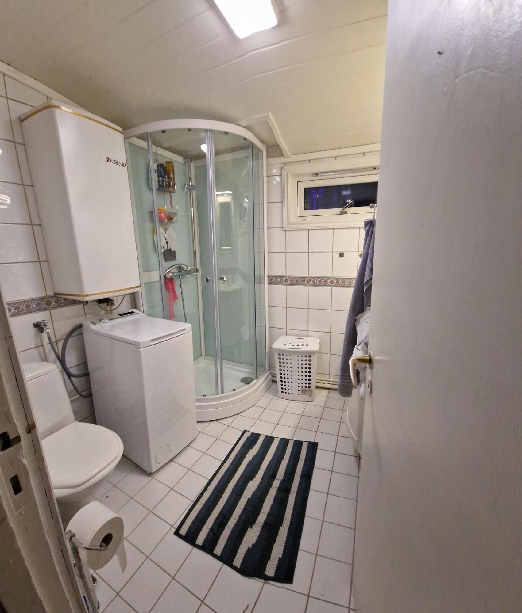 In Handsome Haven House * Gjøvik